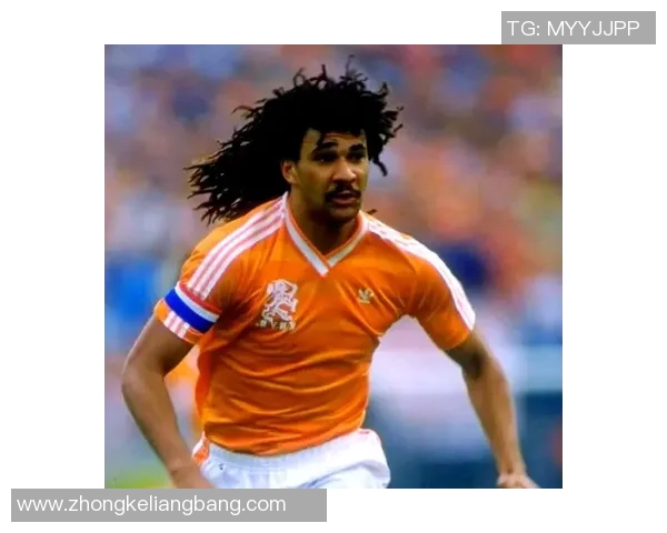 足球明星中后腰位置的代表人物有哪些及其职业生涯成就分析